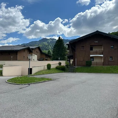 Duplex Renove A Morillon, Proche Telecabine, 4 Pers, Balcon, Wi-fi, Parking - Fr-1-642-68 Morillon